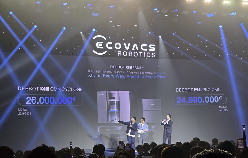 Ecovacs tặng cả máy lau sàn khô ướt cho người mua Deebot X11 OmniCyclone