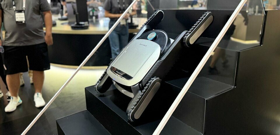 IFA 2025: Dreame trình làng hàng loạt robot hút bụi lau nhà độc lạ, từ biết tự leo cầu thang đến tự động thay giẻ lau, có cả máy rửa bát, lò nướng