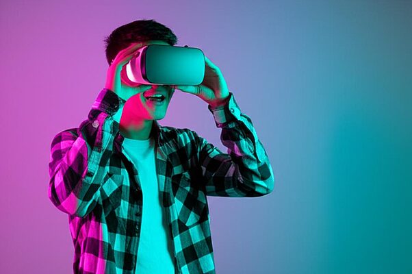 Khám phá thiết bị VR/AR tốt nhất cho game thủ 2025: Hướng dẫn toàn diện từ lựa chọn đến trải nghiệm đỉnh cao.