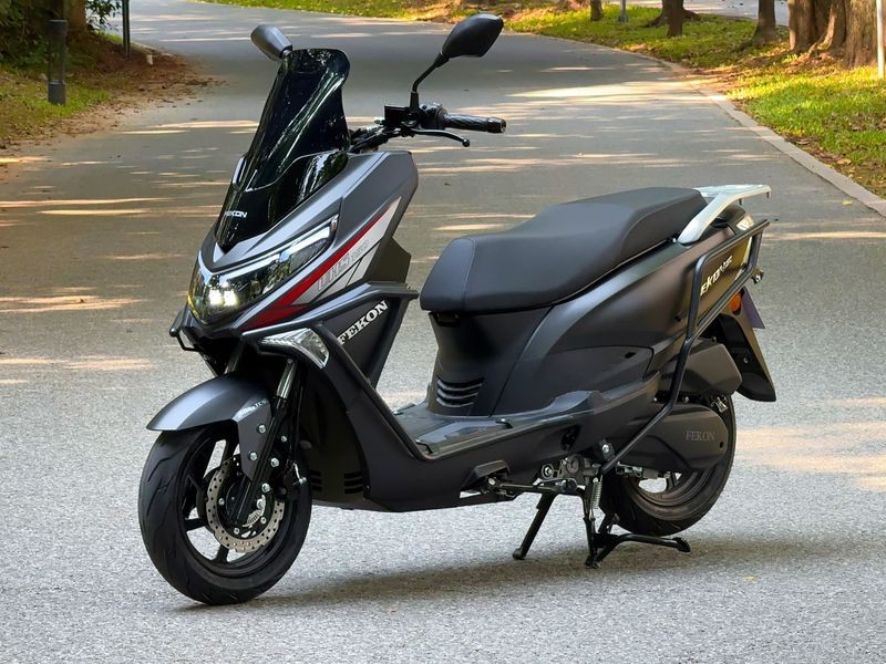 ‘Xe ga quốc dân’ 150cc mới chính thức ra mắt: Có ABS như Honda SH, giá 29 triệu đồng rẻ hơn Vision xe ga quoc dan 150cc moi chinh thuc ra mat co abs nhu honda sh gia 29 trieu dong re hon vision